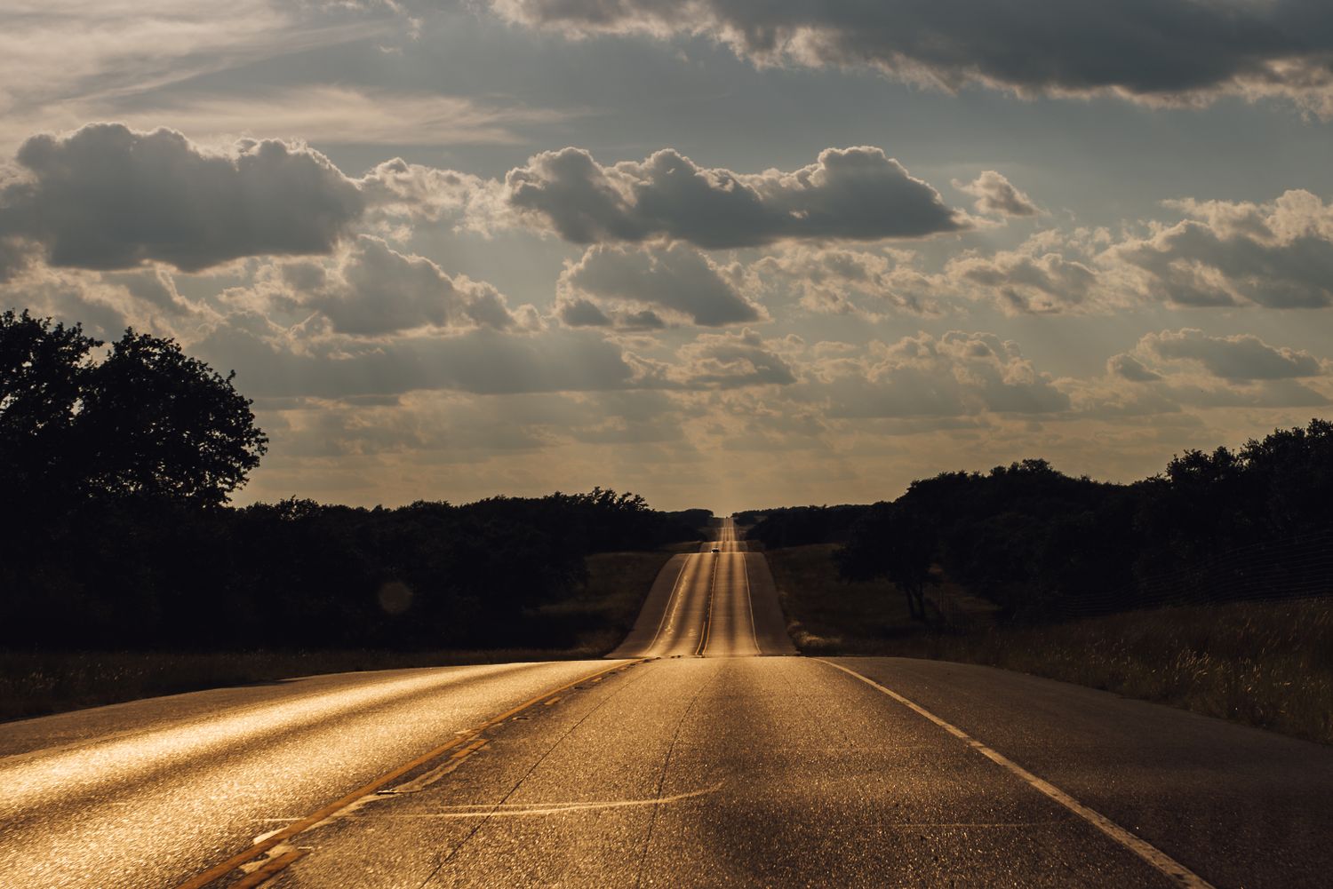 Highway im Abendlicht