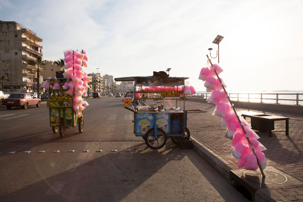 Süsswarenverkäufer an der Strandpromenade